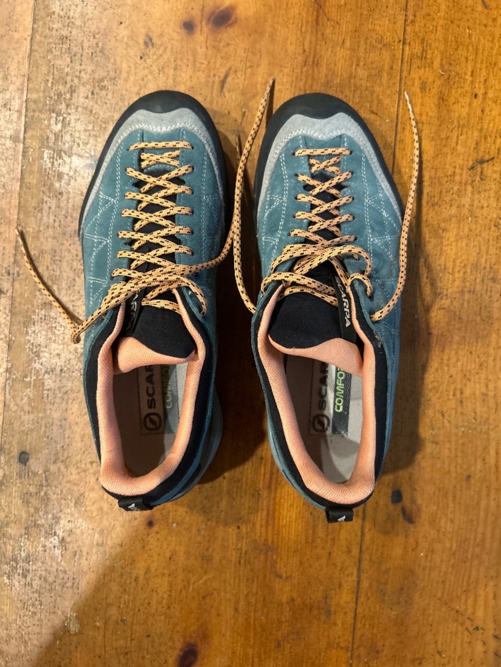 Scarpa Zen Pro women approach shoes size 8.5